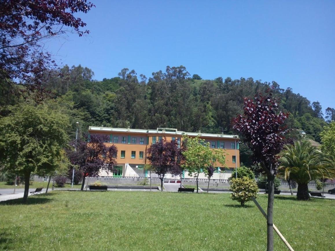 Albergue El Floran Blimea エクステリア 写真